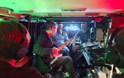 THE MUSIC TRUCK OF JOZY